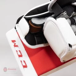 CCM Extreme Flex 5 Senior Goalie Blocker -Ccm Shop ccm blockers ccm extreme flex 5 senior goalie blocker 27972280582210