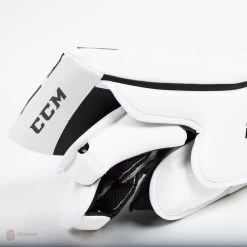 CCM Extreme Flex E4.5 Junior Goalie Blocker - Source Exclusive -Ccm Shop ccm blockers ccm extreme flex e4 5 junior goalie blocker source exclusive 5310649466946