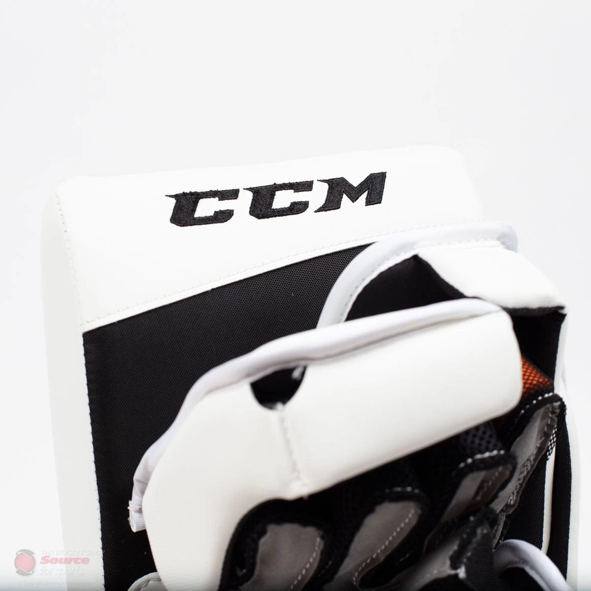 CCM Extreme Flex E4.9 Senior Goalie Blocker - Source Exclusive 8 CCM Extreme Flex E4.9 Senior Goalie Blocker - Source Exclusive - Image 6