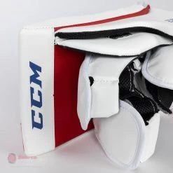 CCM Extreme Flex E5.5 Senior Goalie Blocker -Ccm Shop ccm blockers ccm extreme flex e5 5 senior goalie blocker 27988471119938