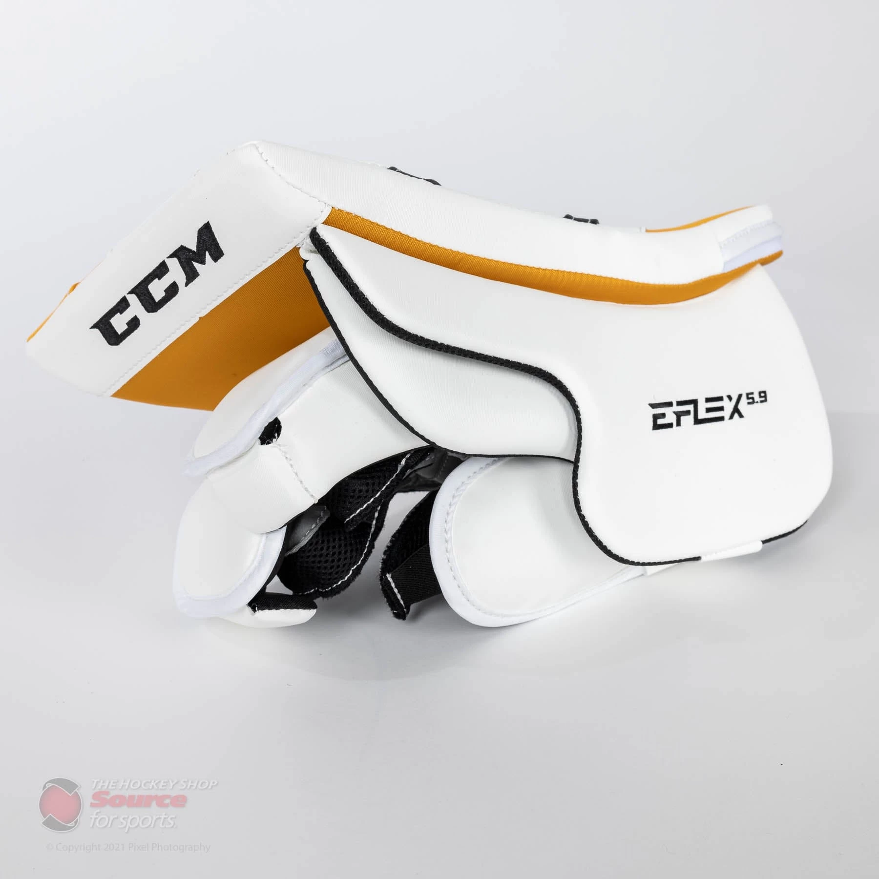 CCM Extreme Flex E5.9 Senior Goalie Blocker 6 CCM Extreme Flex E5.9 Senior Goalie Blocker - Image 4