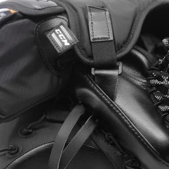 CCM Extreme Flex 5 Senior Goalie Catcher - 580 Break Angle -Ccm Shop ccm catchers ccm extreme flex 5 senior goalie catcher 580 break angle 28808150614082