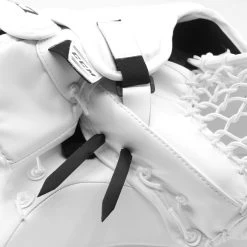 CCM Extreme Flex 5 Senior Goalie Catcher - 580 Break Angle -Ccm Shop ccm catchers ccm extreme flex 5 senior goalie catcher 580 break angle 28808202027074