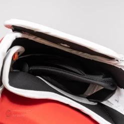 CCM Extreme Flex 5 Senior Goalie Catcher - 600 Break Angle 28 CCM Extreme Flex 5 Senior Goalie Catcher - 600 Break Angle -Ccm Shop ccm catchers ccm extreme flex 5 senior goalie catcher 600 break angle 27972556226626