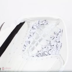 CCM Extreme Flex E4.5 Junior Goalie Catcher - Source Exclusive 20 CCM Extreme Flex E4.5 Junior Goalie Catcher - Source Exclusive -Ccm Shop ccm catchers ccm extreme flex e4 5 junior goalie catcher source exclusive 5323871682626