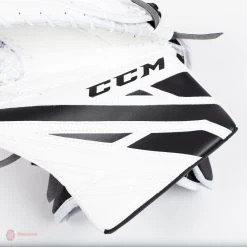 CCM Extreme Flex E4.5 Junior Goalie Catcher - Source Exclusive 25 CCM Extreme Flex E4.5 Junior Goalie Catcher - Source Exclusive -Ccm Shop ccm catchers ccm extreme flex e4 5 junior goalie catcher source exclusive 5323871912002