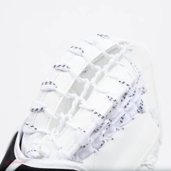 CCM Extreme Flex E4.5 Senior Goalie Catcher - Source Exclusive 22 CCM Extreme Flex E4.5 Senior Goalie Catcher - Source Exclusive -Ccm Shop ccm catchers ccm extreme flex e4 5 senior goalie catcher source exclusive 5323888623682