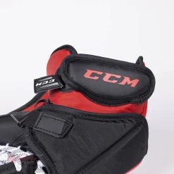 CCM Extreme Flex E5.5 Junior Goalie Catcher - Source Exclusive -Ccm Shop ccm catchers ccm extreme flex e5 5 junior goalie catcher source exclusive 28235119067202