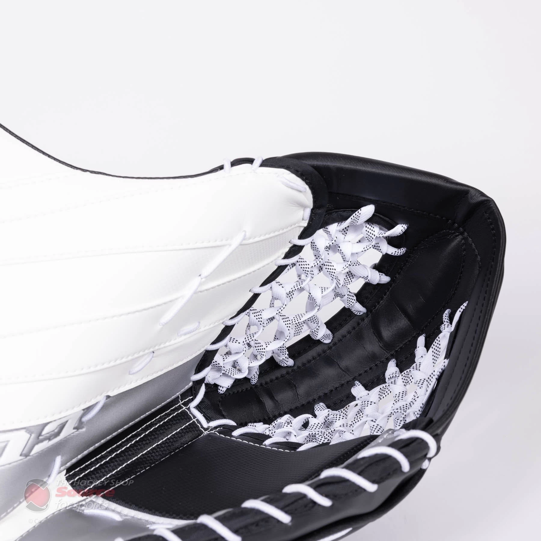 CCM Extreme Flex E5.5 Senior Goalie Catcher - Source Exclusive 9 CCM Extreme Flex E5.5 Senior Goalie Catcher - Source Exclusive - Image 7