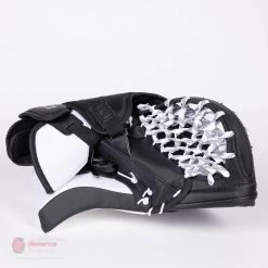 CCM Extreme Flex E5.5 Senior Goalie Catcher - Source Exclusive 19 CCM Extreme Flex E5.5 Senior Goalie Catcher - Source Exclusive -Ccm Shop ccm catchers ccm extreme flex e5 5 senior goalie catcher source exclusive 28235123490882