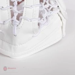 CCM Extreme Flex E5.5 Youth Goalie Catcher -Ccm Shop ccm catchers ccm extreme flex e5 5 youth goalie catcher 27972559011906