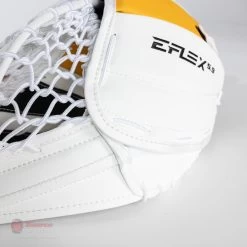 CCM Extreme Flex E5.9 Senior Goalie Catcher 18 CCM Extreme Flex E5.9 Senior Goalie Catcher -Ccm Shop ccm catchers ccm extreme flex e5 9 senior goalie catcher 27988525350978