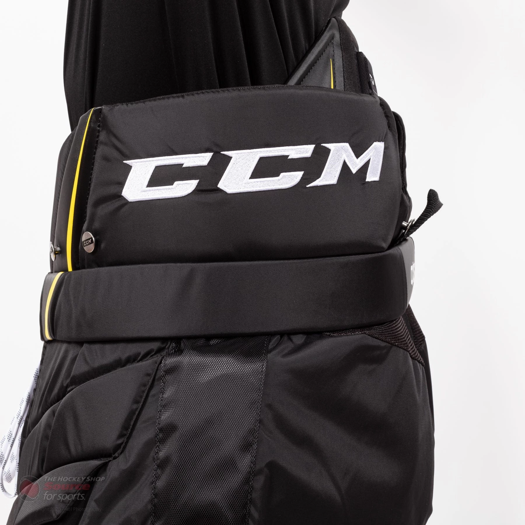 CCM Axis A1.9 Intermediate Goalie Pants 7 CCM Axis A1.9 Intermediate Goalie Pants - Image 5