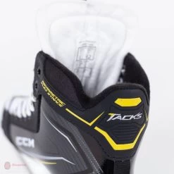CCM Tacks 9060 Senior Goalie Skates -Ccm Shop ccm goalie skates ccm tacks 9060 senior goalie skates 4565984510018