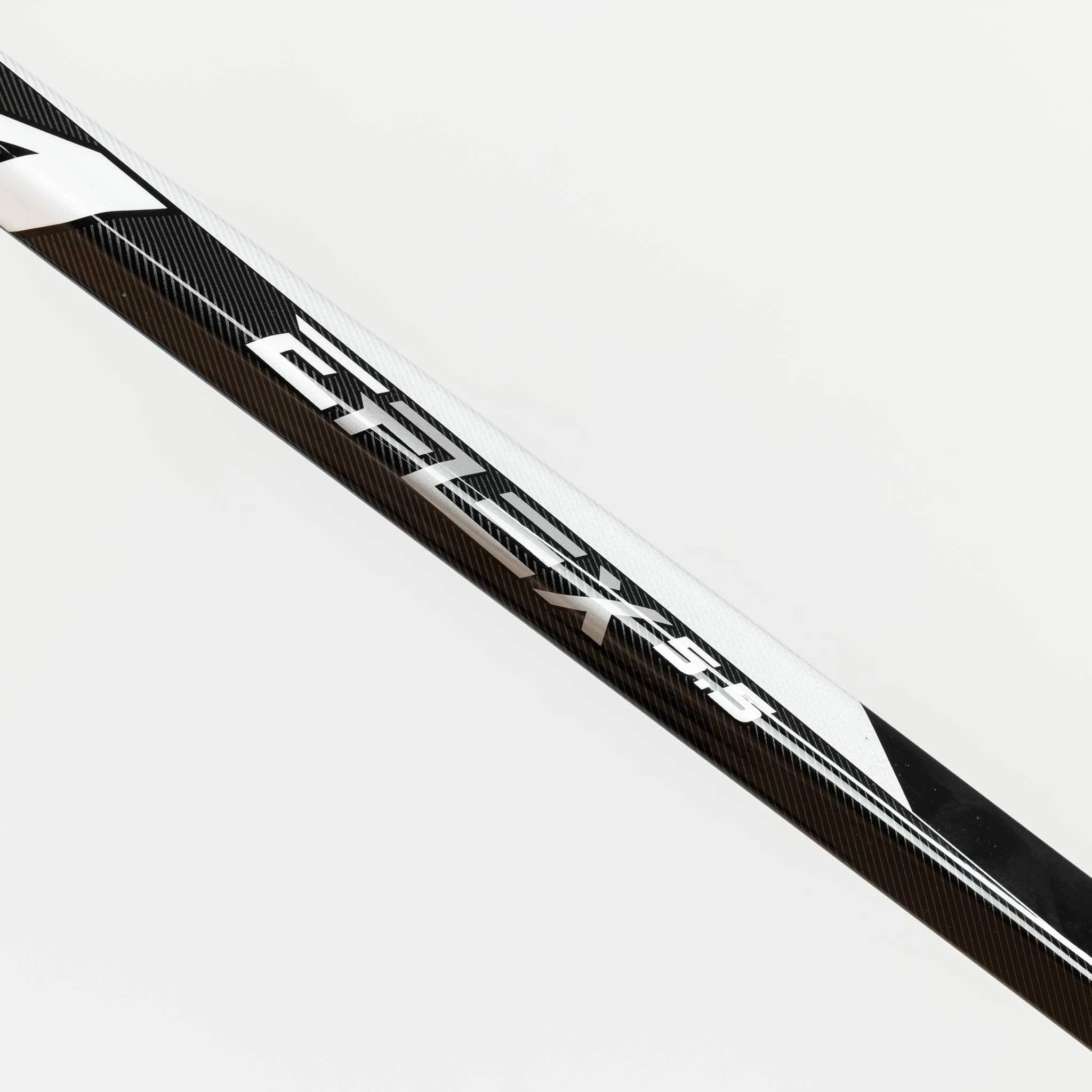 CCM Extreme Flex E5.5 Intermediate Goalie Stick 8 CCM Extreme Flex E5.5 Intermediate Goalie Stick - Image 6