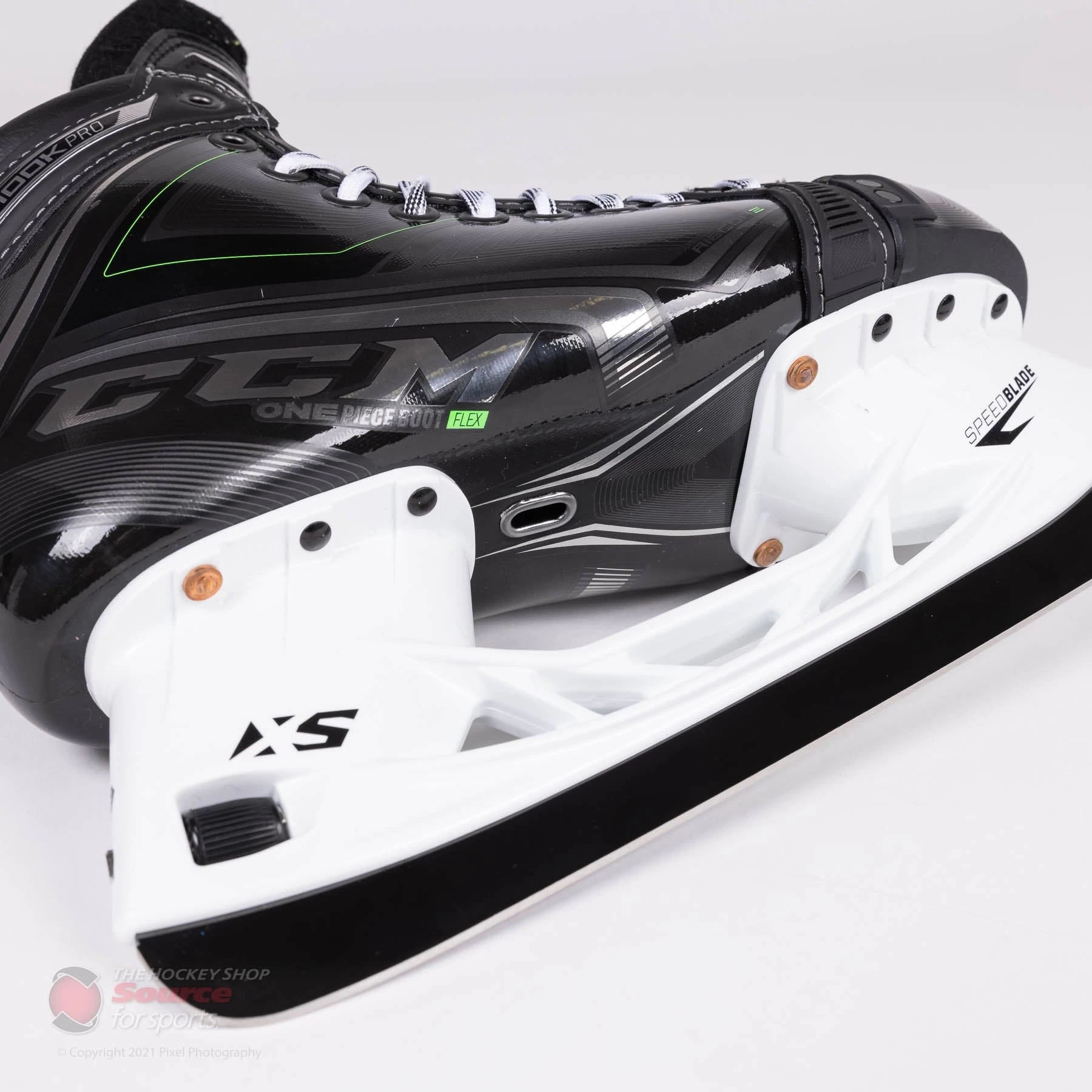 CCM RIBCOR 100K Pro Senior Hockey Skates 6 CCM RIBCOR 100K Pro Senior Hockey Skates - Image 4
