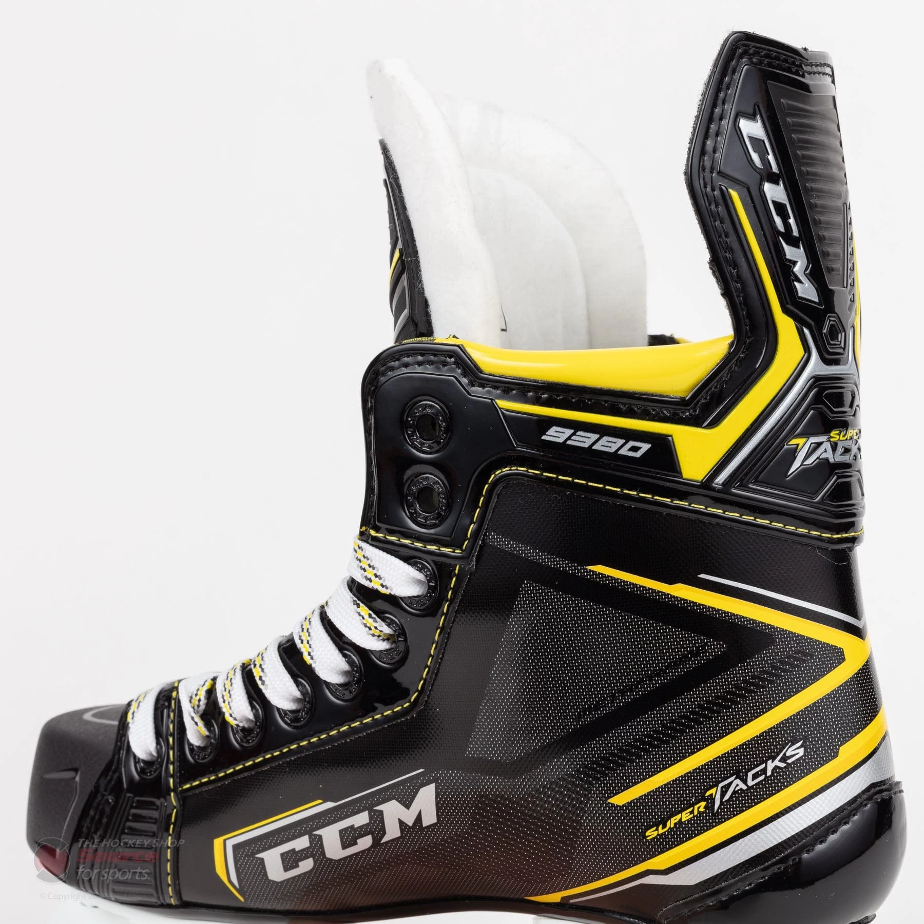 CCM Super Tacks 9380 Junior Hockey Skates 6 CCM Super Tacks 9380 Junior Hockey Skates - Image 4