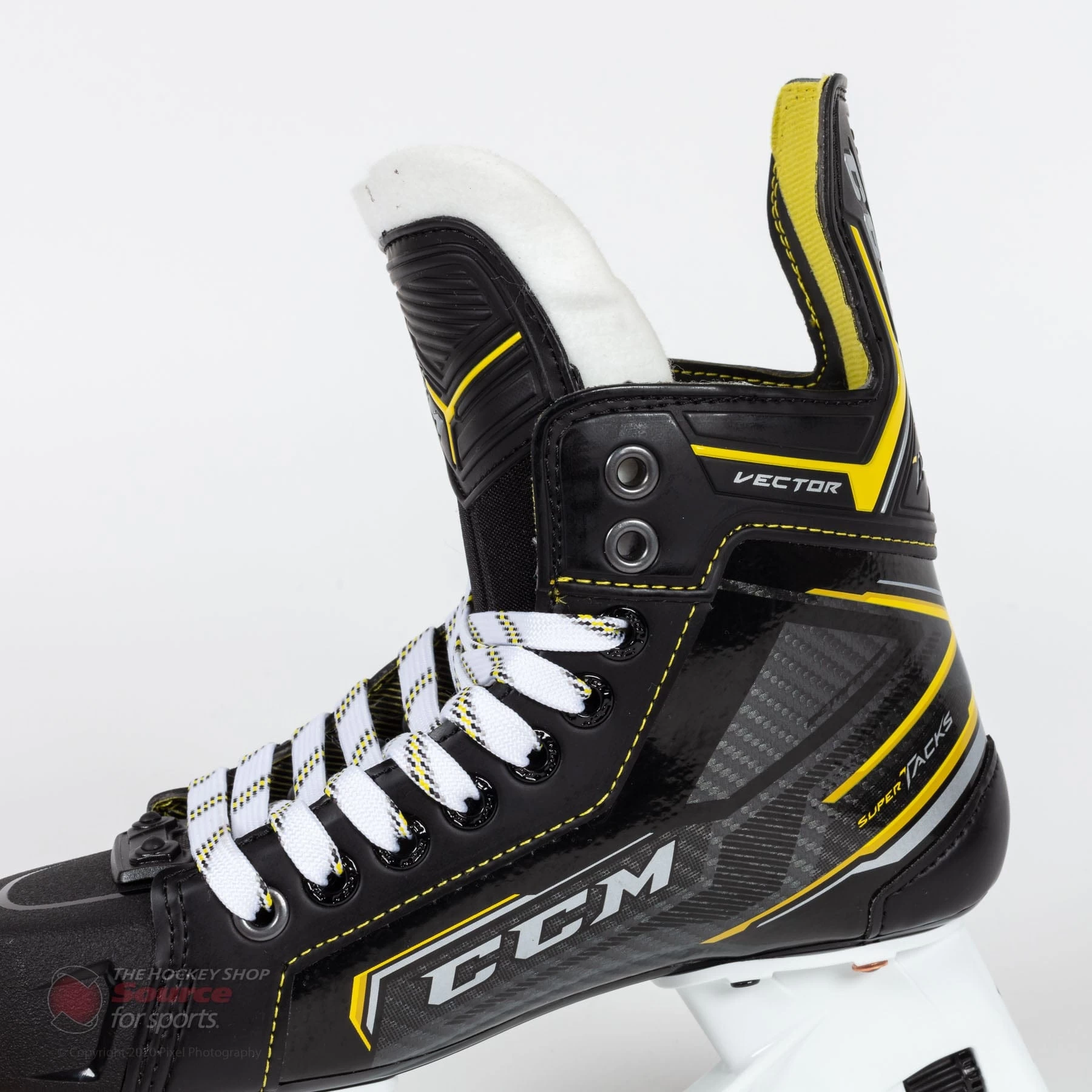 CCM Super Tacks Vector Junior Hockey Skates (2020) 6 CCM Super Tacks Vector Junior Hockey Skates (2020) - Image 4