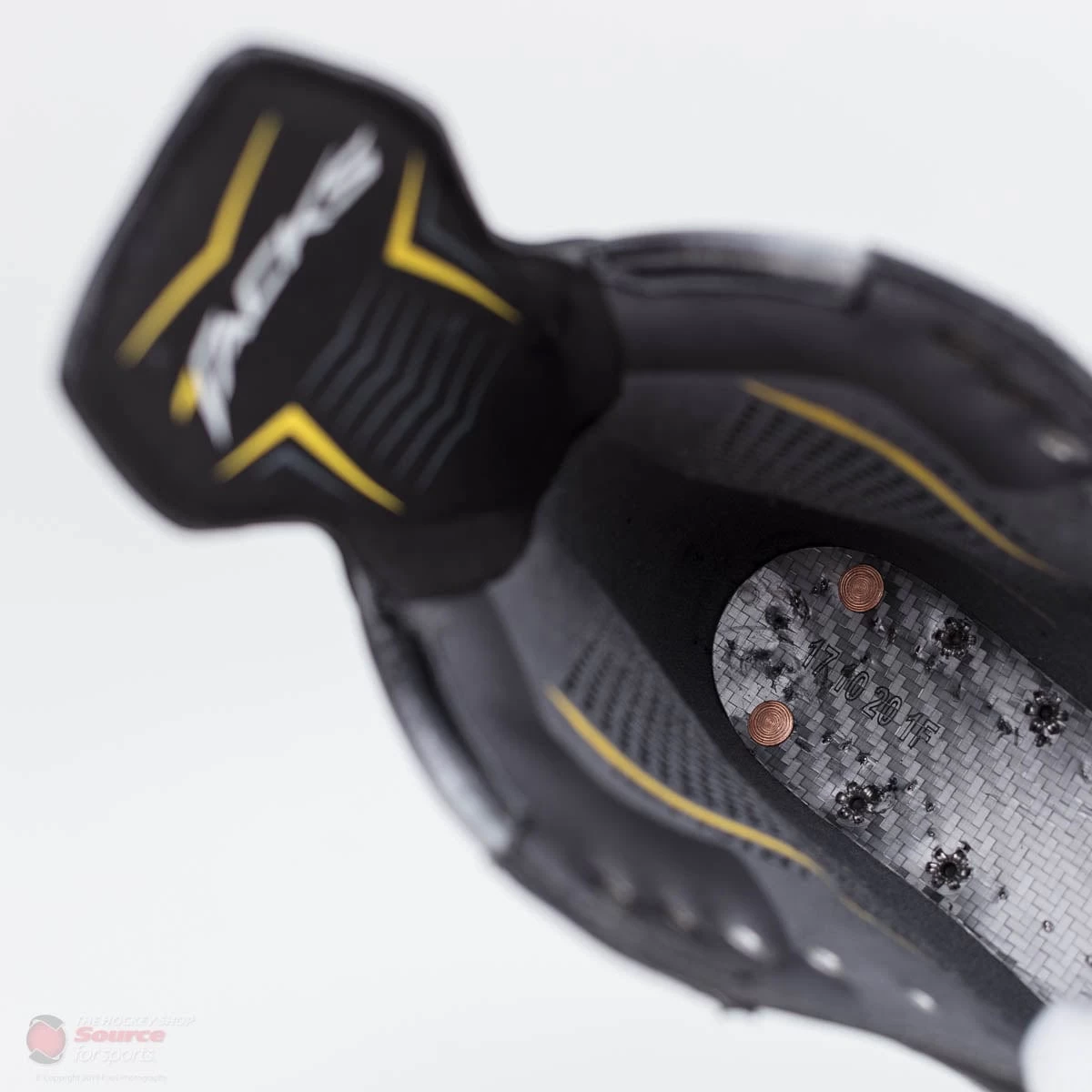 CCM Tacks 9090 Junior Hockey Skates 17 CCM Tacks 9090 Junior Hockey Skates - Image 15