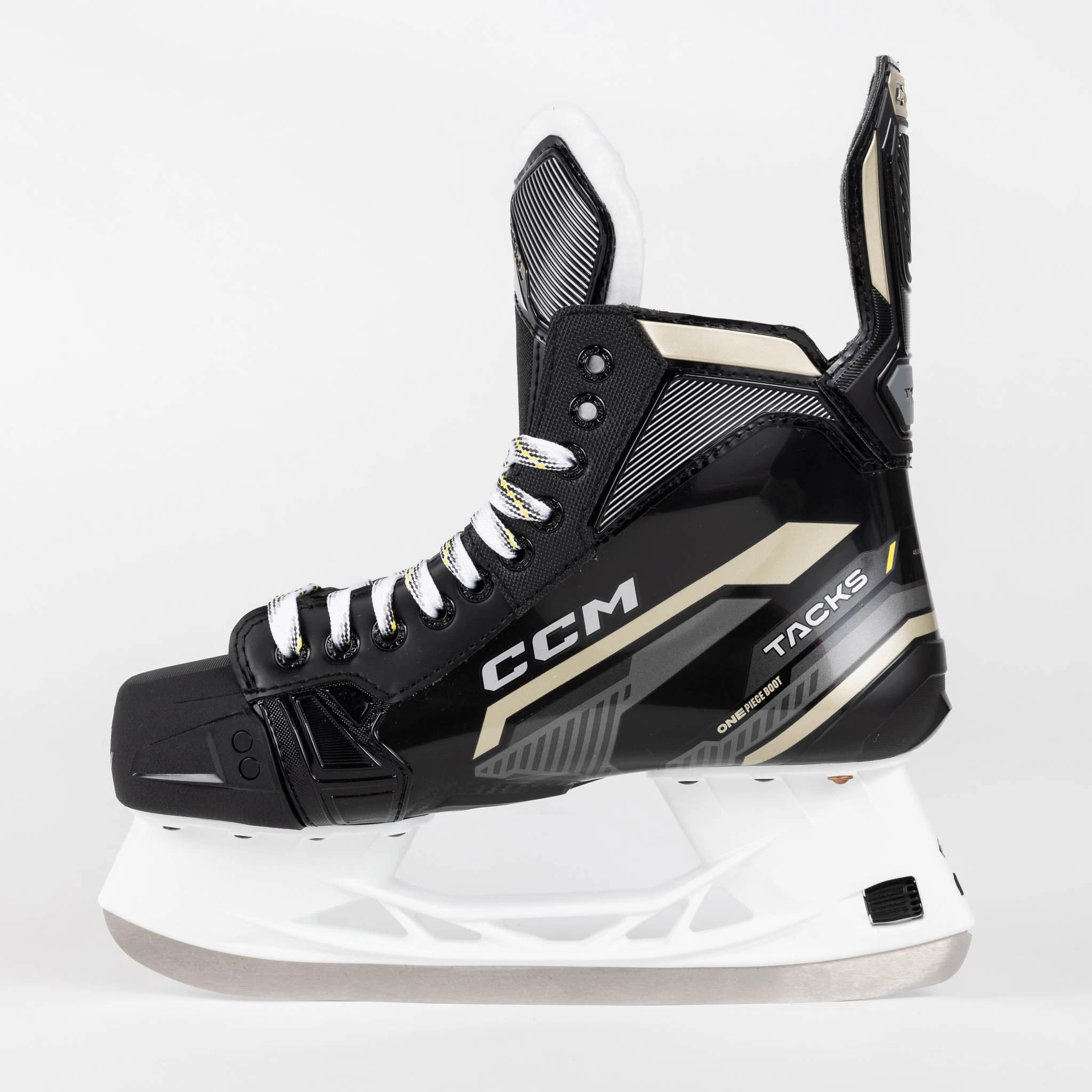 CCM Tacks AS570 Senior Hockey Skates 4 CCM Tacks AS570 Senior Hockey Skates - Image 2