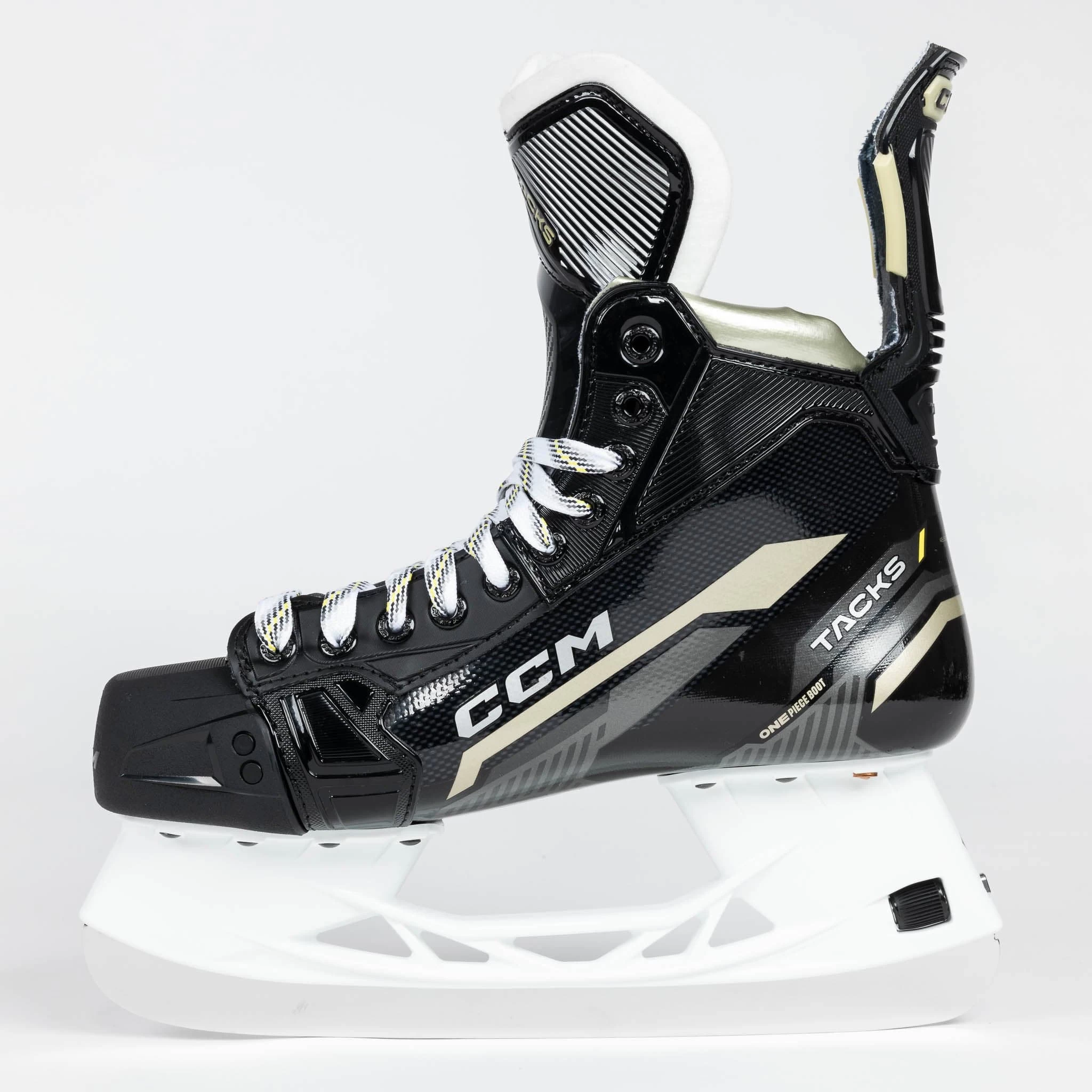 CCM Tacks AS590 Senior Hockey Skates 5 CCM Tacks AS590 Senior Hockey Skates - Image 3