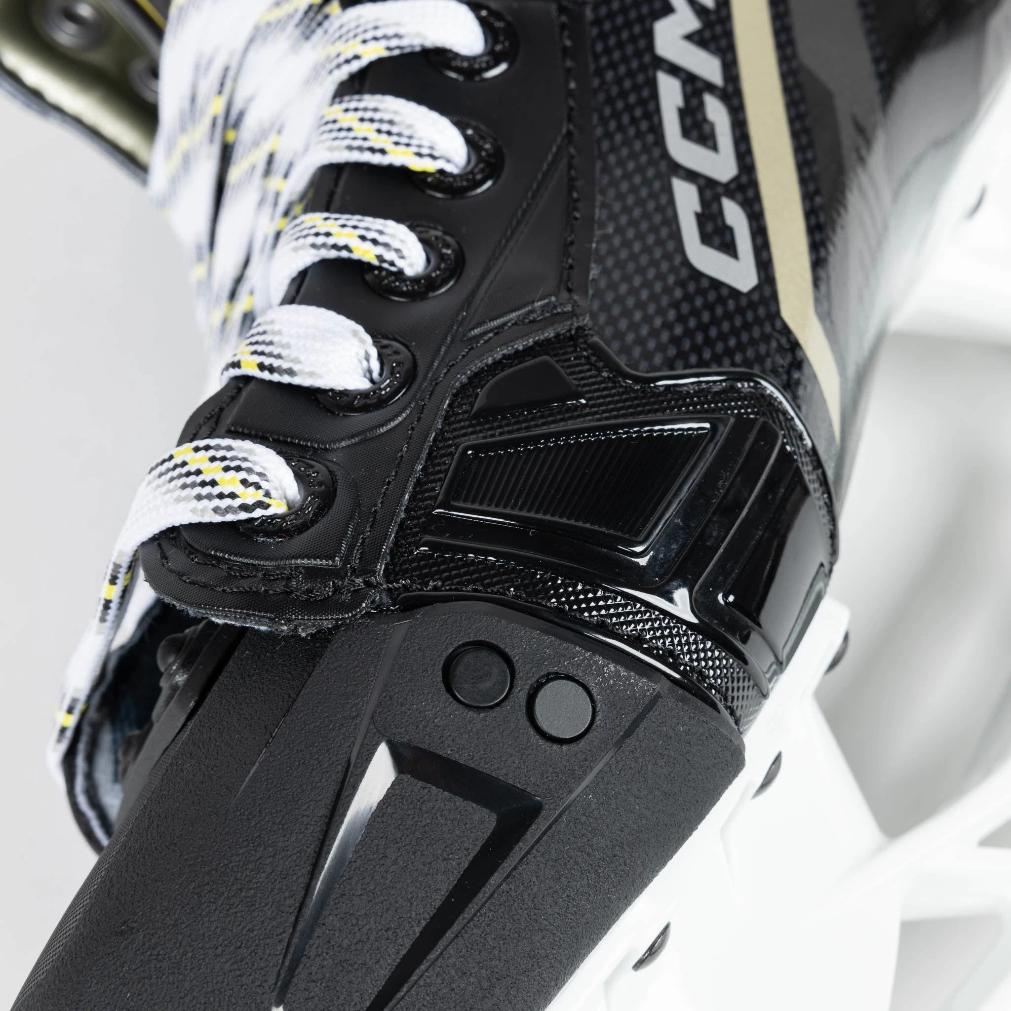 CCM Tacks AS590 Senior Hockey Skates 17 CCM Tacks AS590 Senior Hockey Skates - Image 15
