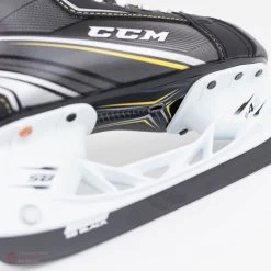 CCM Tacks Vector Plus Senior Hockey Skates (2018) 26 CCM Tacks Vector Plus Senior Hockey Skates (2018) -Ccm Shop ccm hockey skates ccm tacks vector plus senior hockey skates 2018 4566187049026