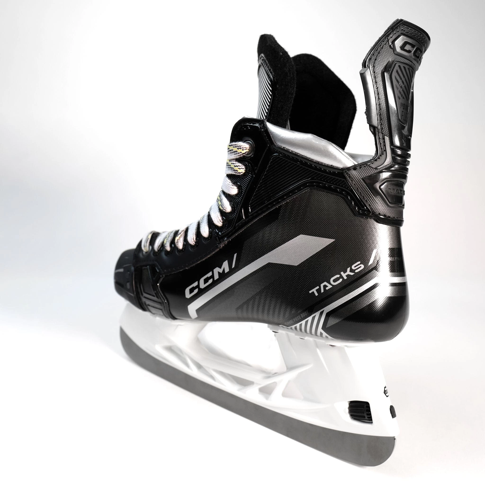 CCM Tacks Vector Premier Intermediate Hockey Skates 11 CCM Tacks Vector Premier Intermediate Hockey Skates - Image 9