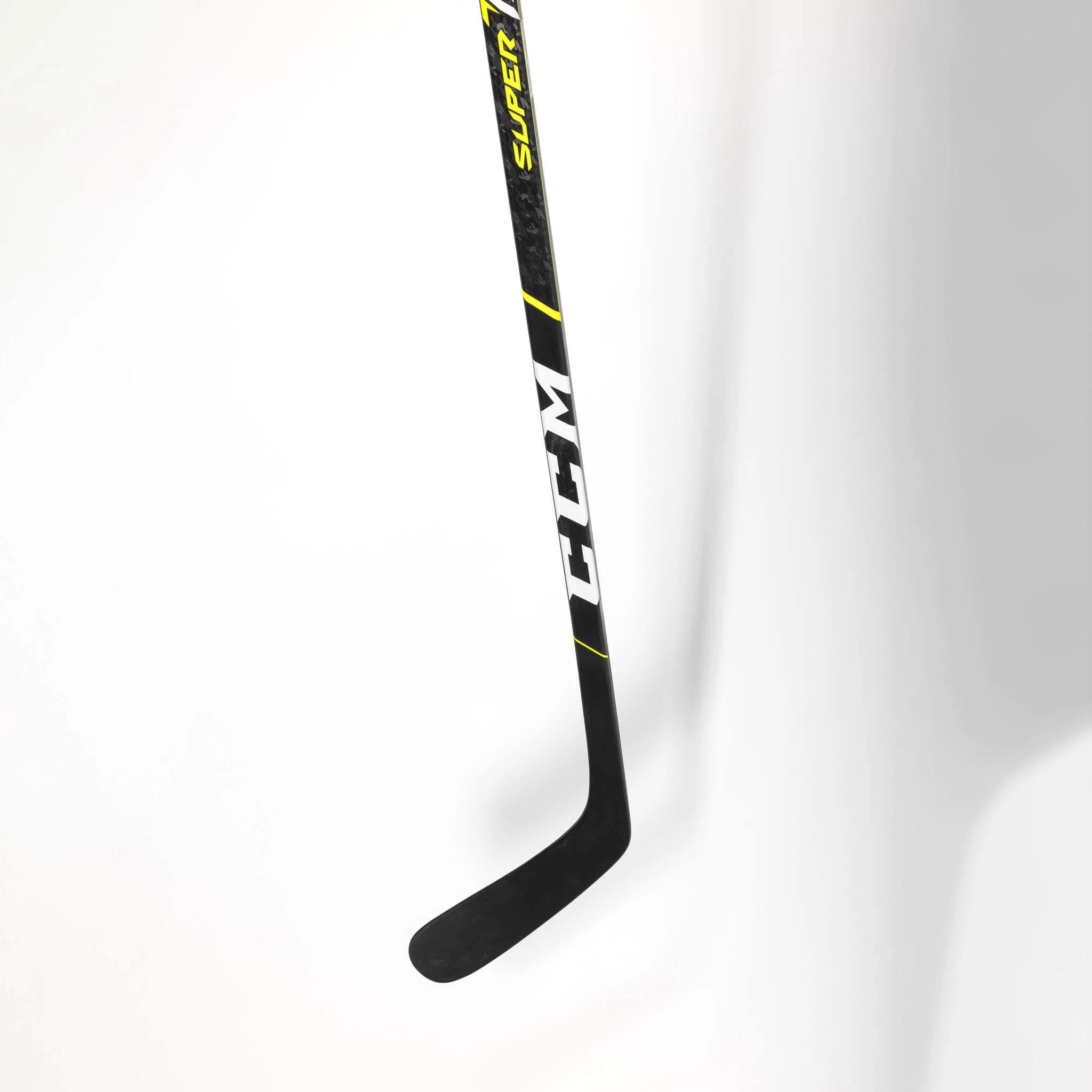 CCM Super Tacks 9360 Intermediate Hockey Stick 6 CCM Super Tacks 9360 Intermediate Hockey Stick - Image 4
