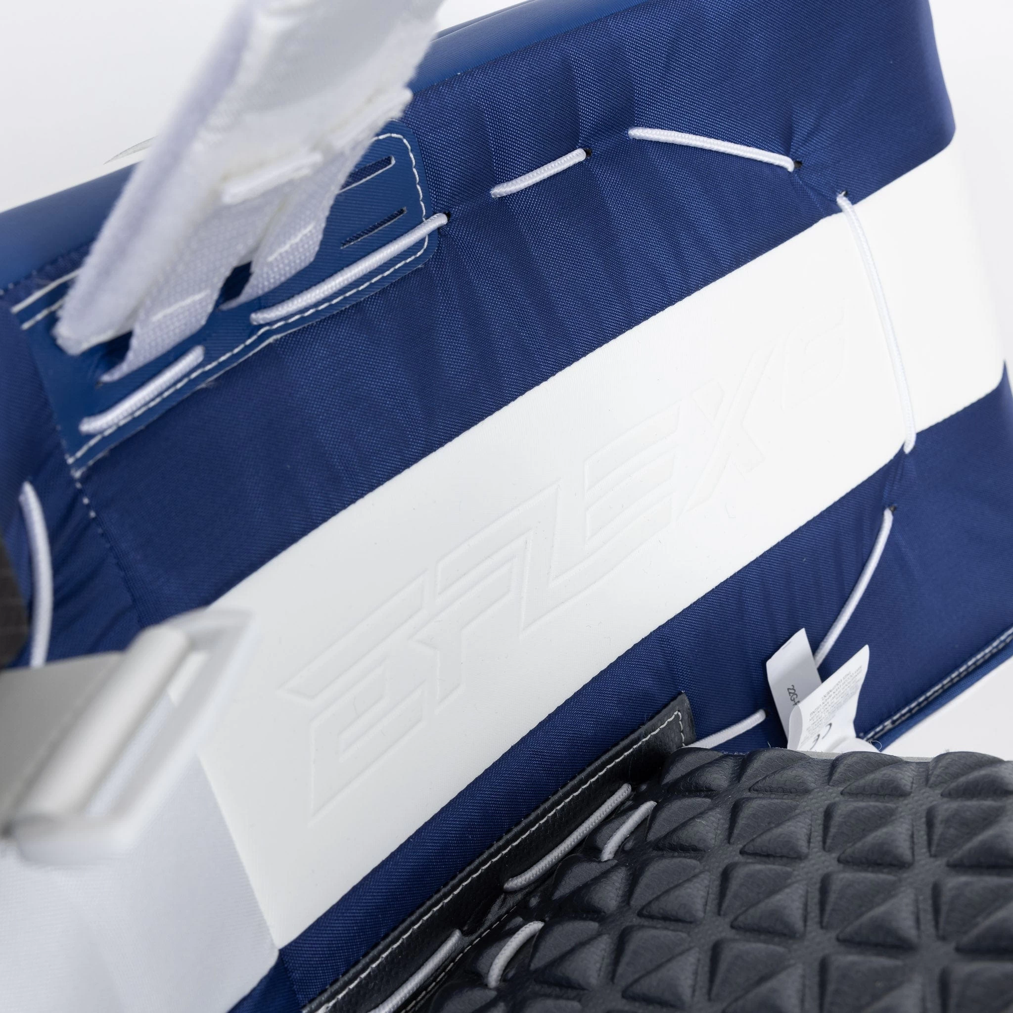 CCM Extreme Flex E6.9 Senior Goalie Leg Pads 15 CCM Extreme Flex E6.9 Senior Goalie Leg Pads - Image 13