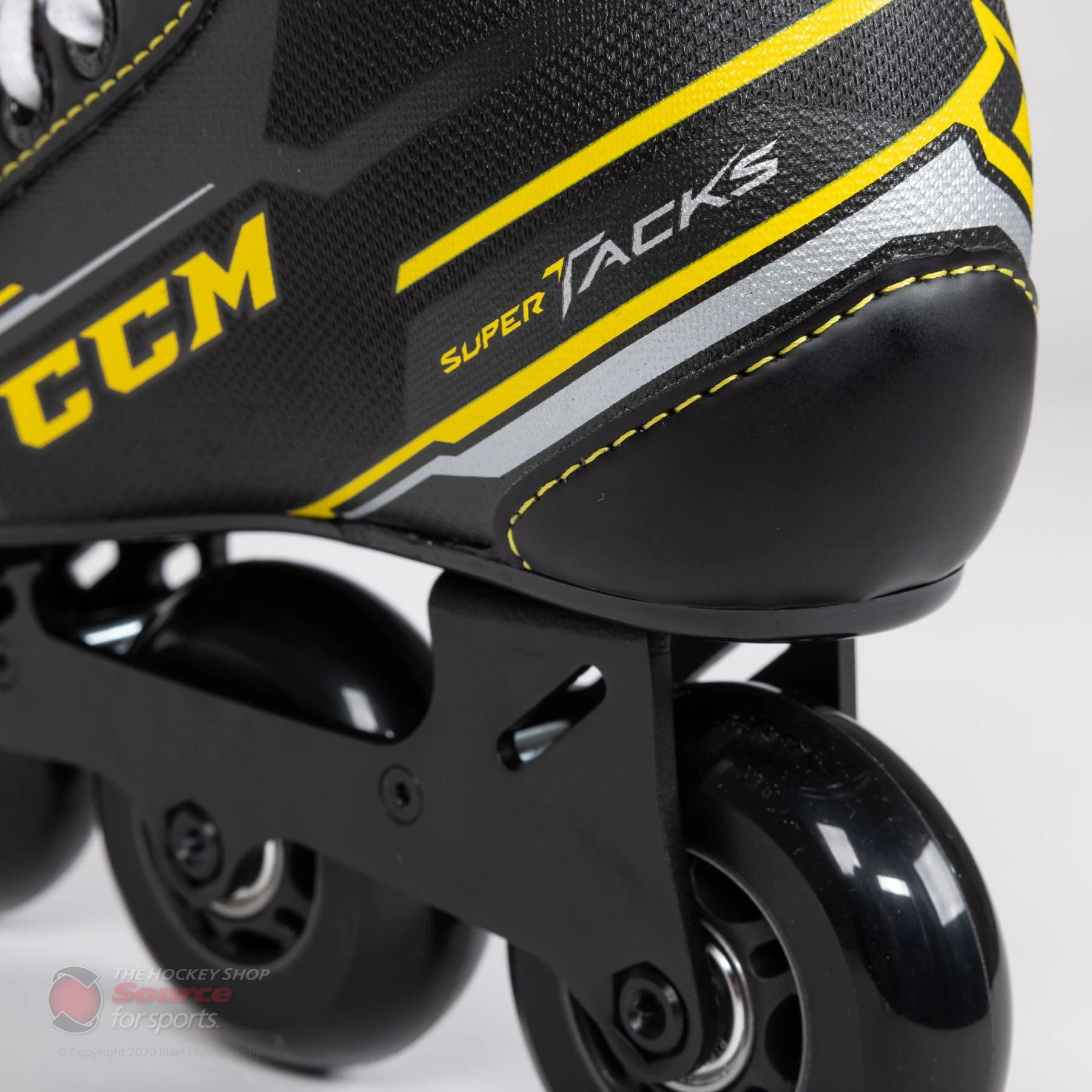 CCM Super Tacks 9350R Youth Roller Hockey Skates 8 CCM Super Tacks 9350R Youth Roller Hockey Skates - Image 6